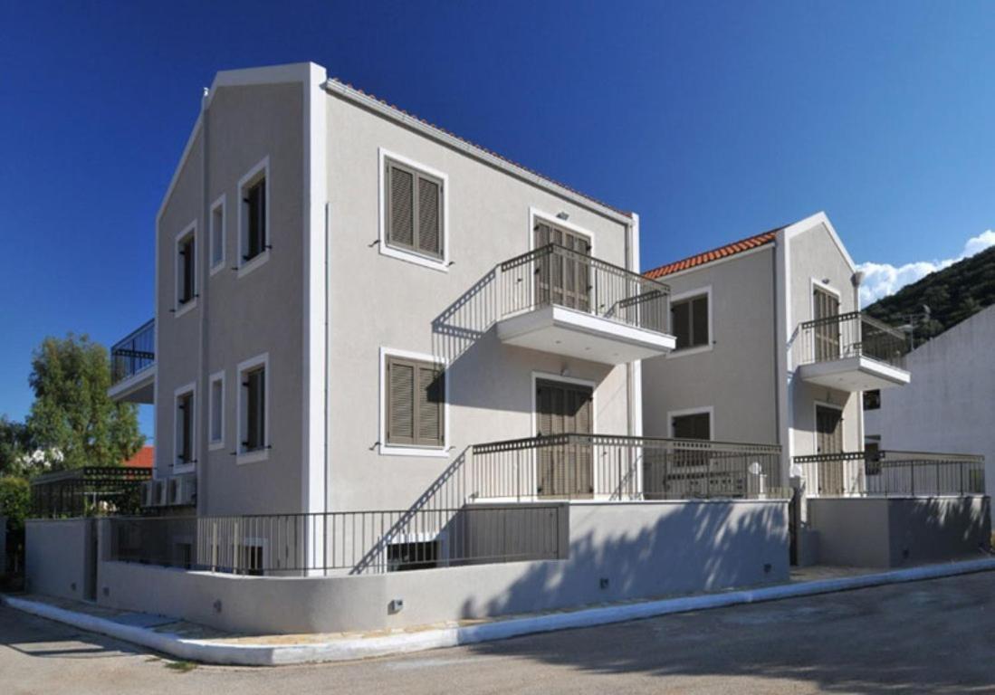 Ferienwohnung G.Living 365 Agia Efimia Exterior foto